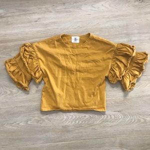 Ruffled Sleeve Tee